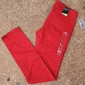 Lovesick Bright Red The Skinny Jeans 5 NWT Heart Skull